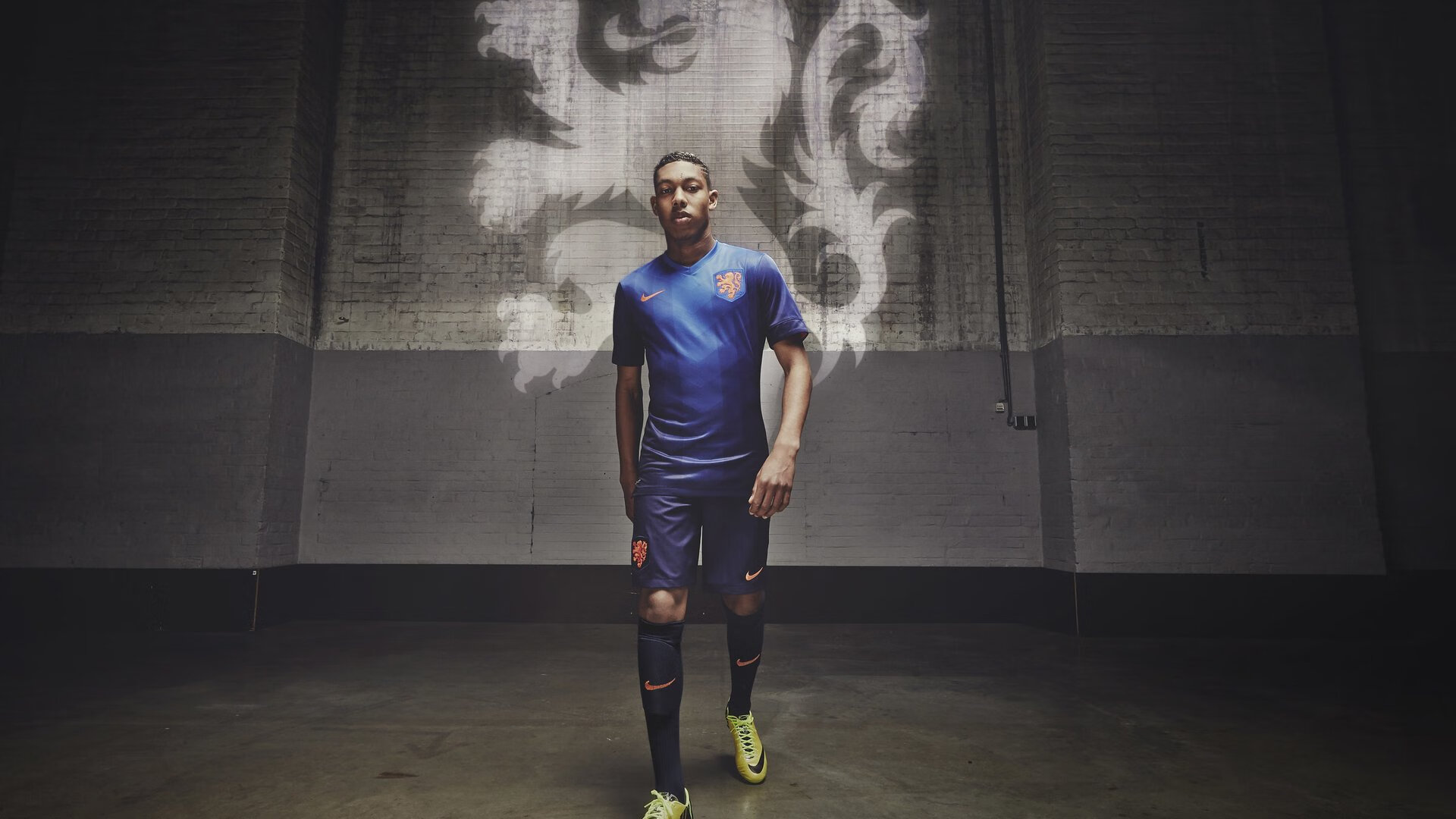 里奇·麦考：全黑队历史上的防守无敌铁卫